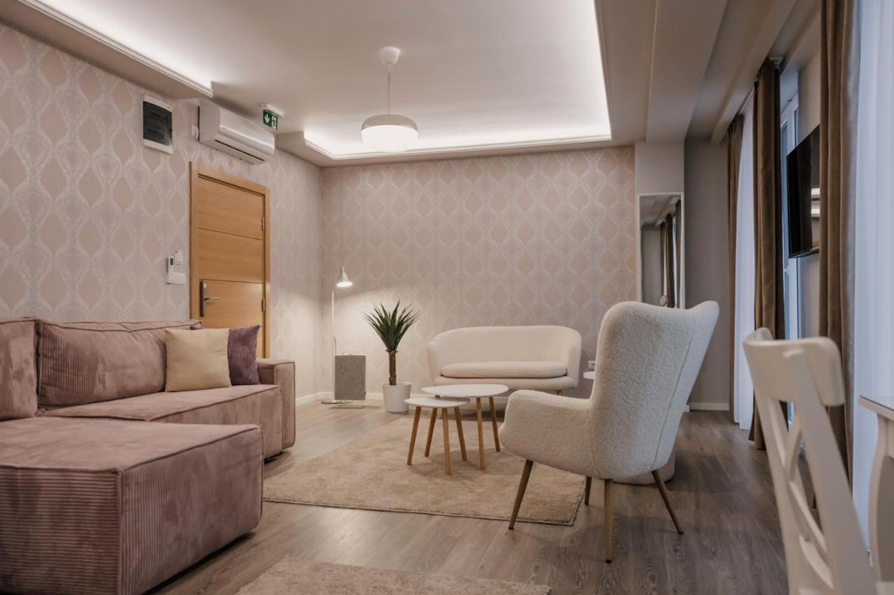 Hotel Beli Dvor Čačak Exteriér fotografie