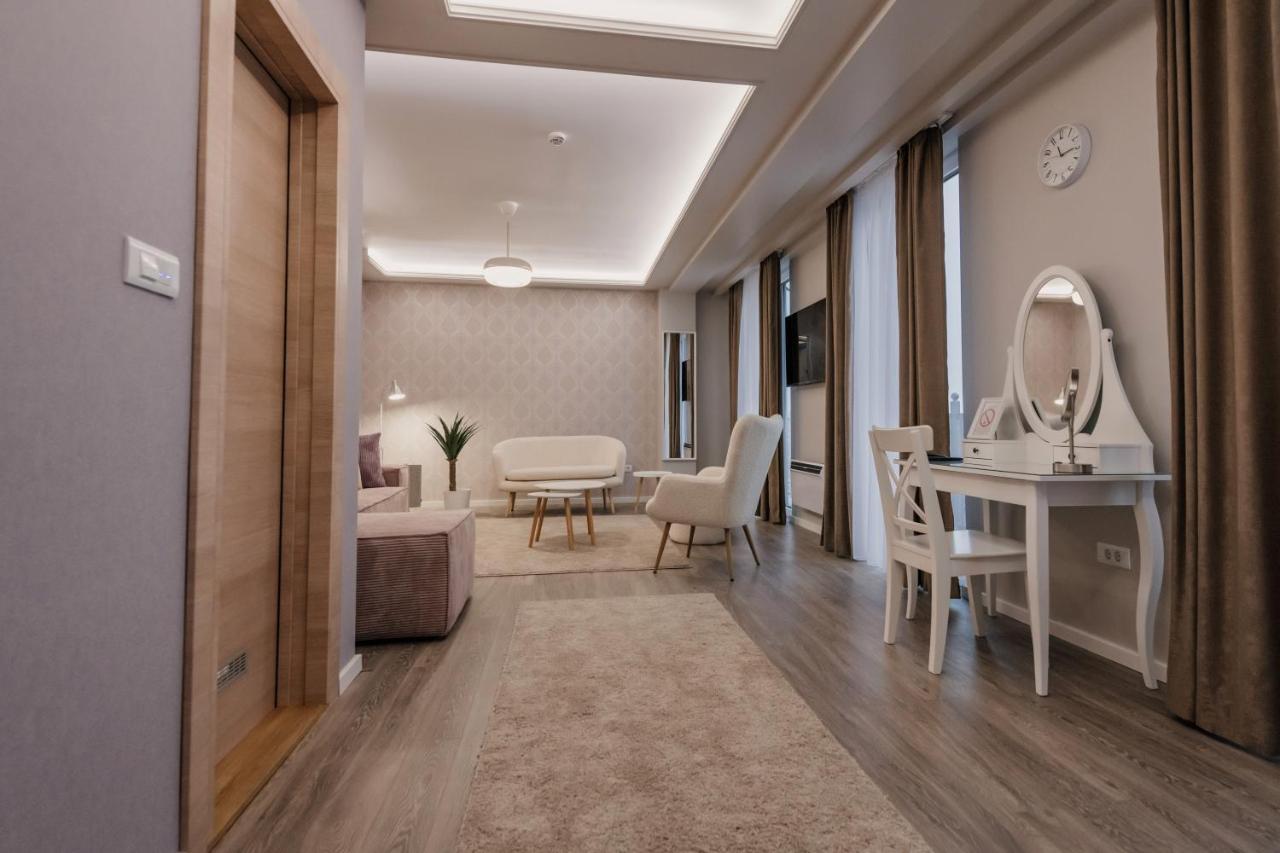Hotel Beli Dvor Čačak Exteriér fotografie