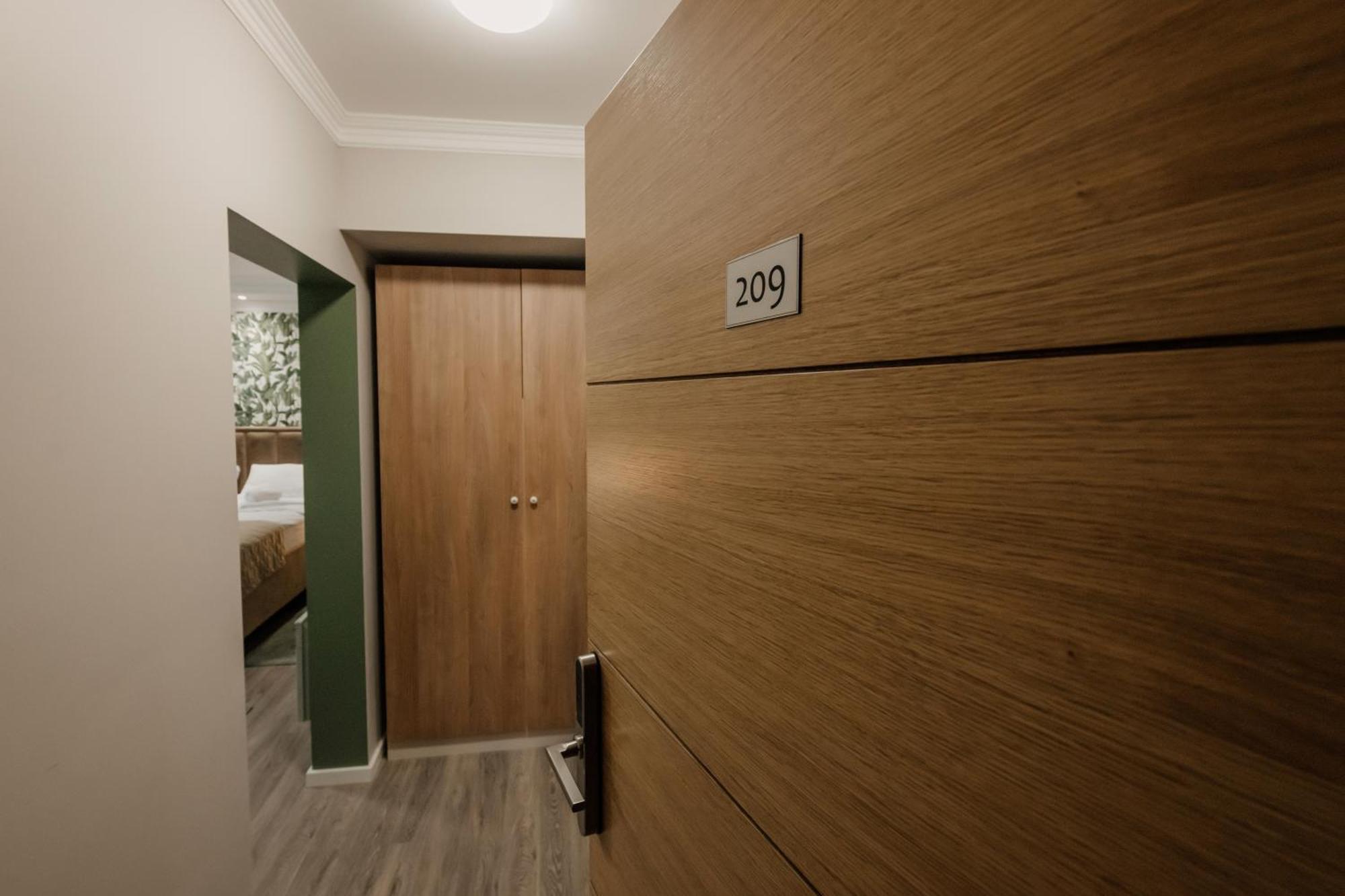 Hotel Beli Dvor Čačak Exteriér fotografie