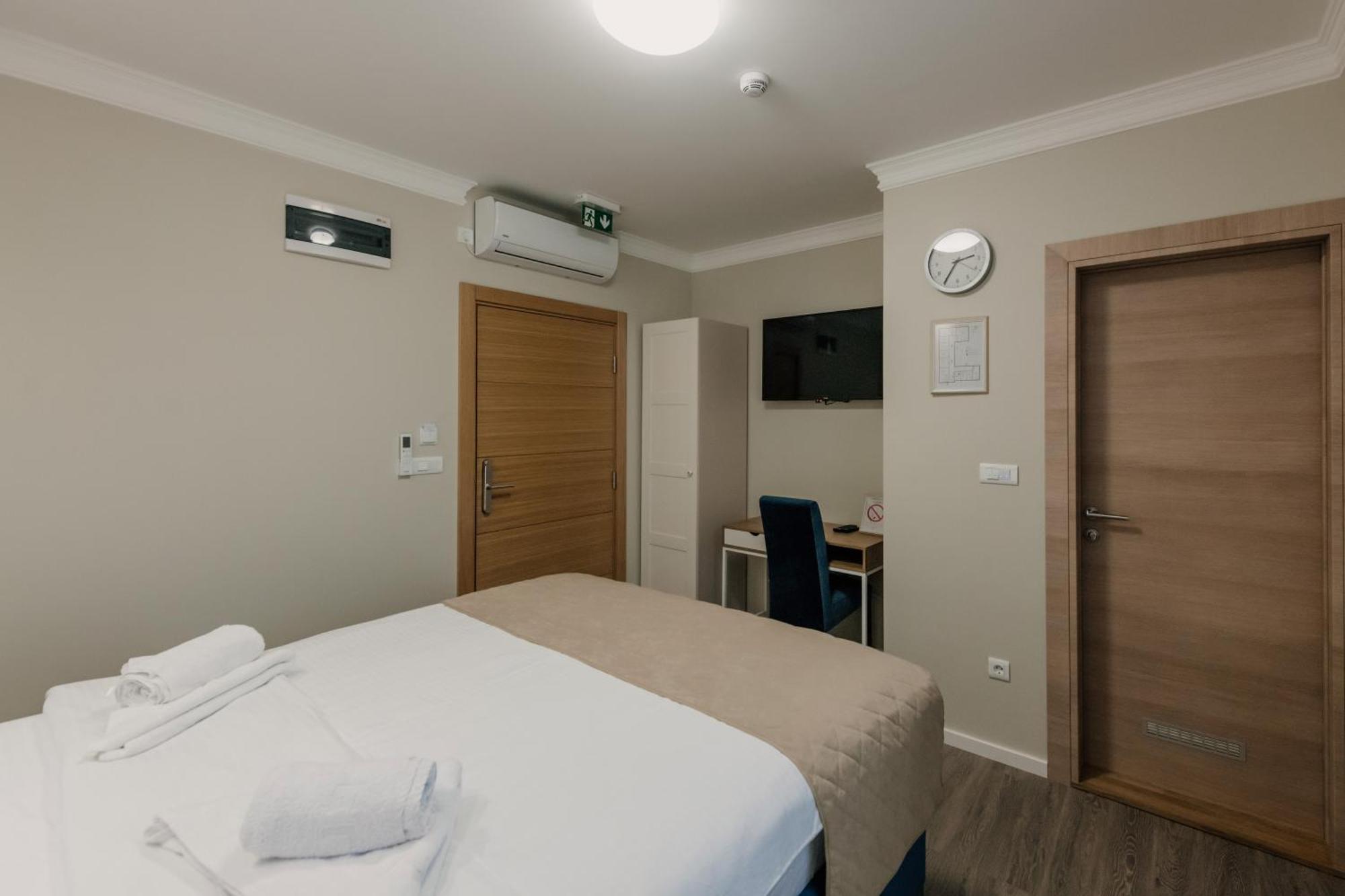 Hotel Beli Dvor Čačak Exteriér fotografie